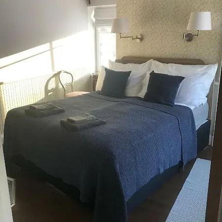 Konukevi Kertelhof 3*